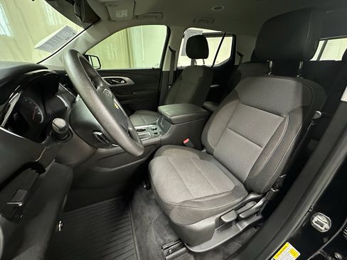 Used 2019 Chevrolet Traverse LS image 28