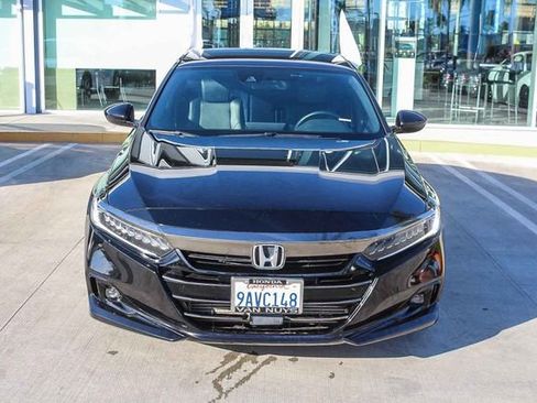 Used 2022 Honda Accord Sport image 2