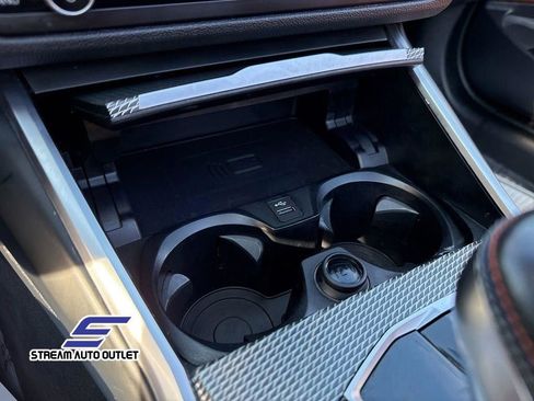 Used 2023 BMW M4 xDrive Competition image 27