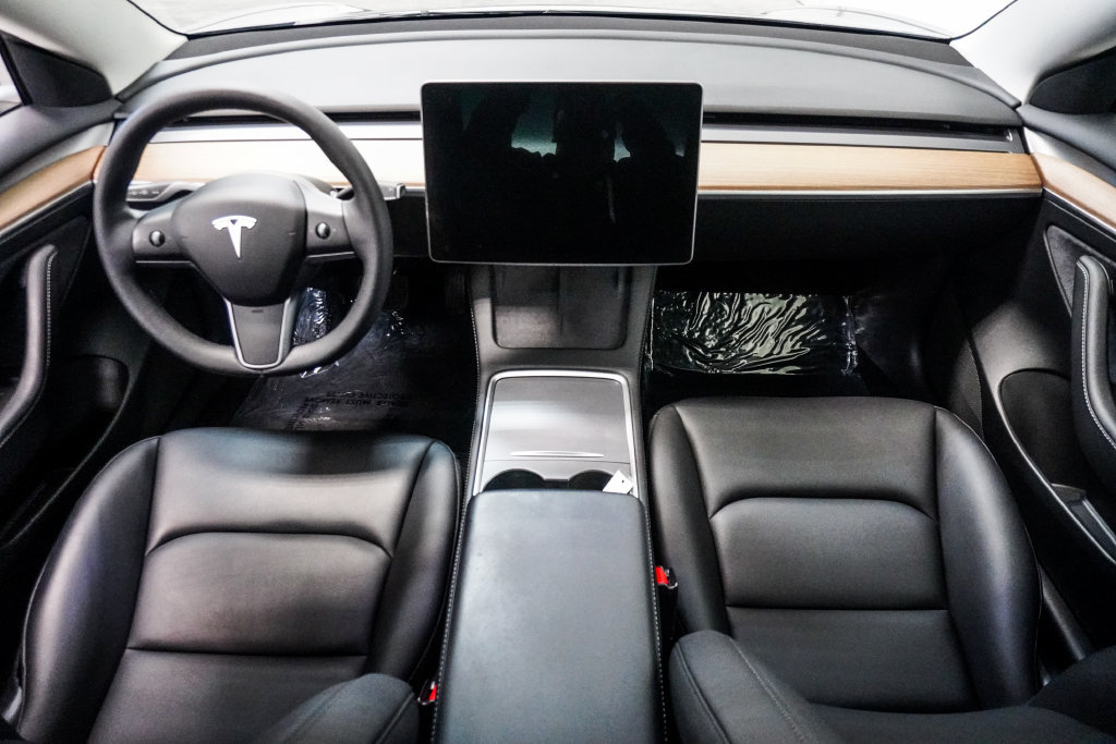 Used 2023 Tesla Model 3 Standard Range RWD image 11