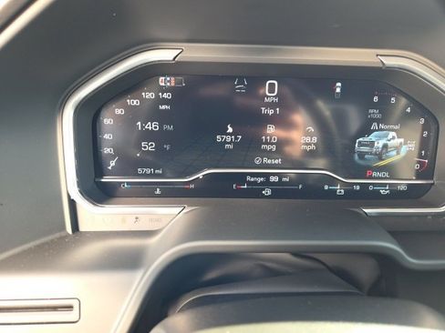 Used 2025 GMC Sierra 2500 AT4 image 11