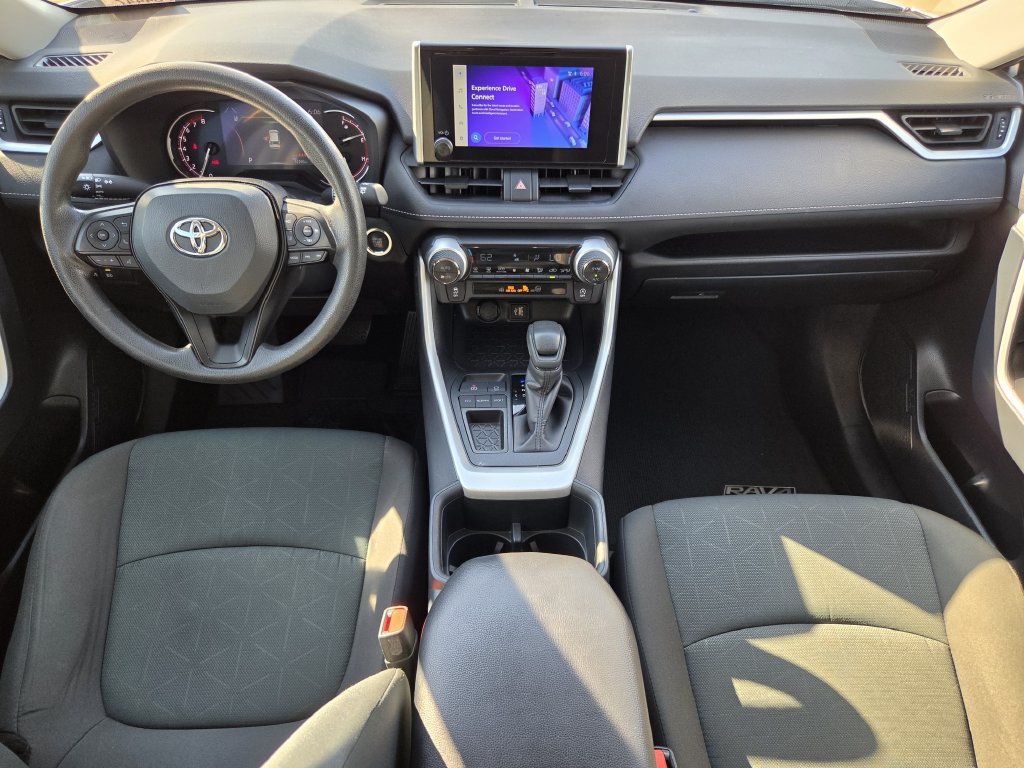 Used 2025 Toyota RAV4 XLE FWD image 13