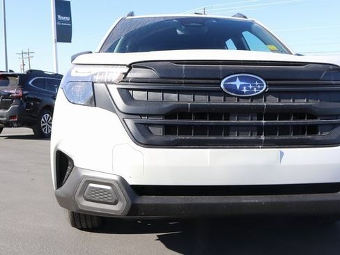 Used 2025 Subaru Forester image 9