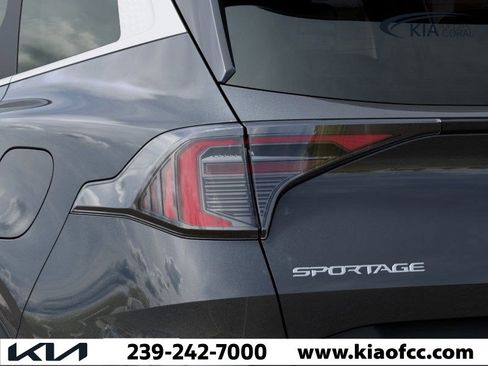 New 2026 Kia Sportage LX image 11
