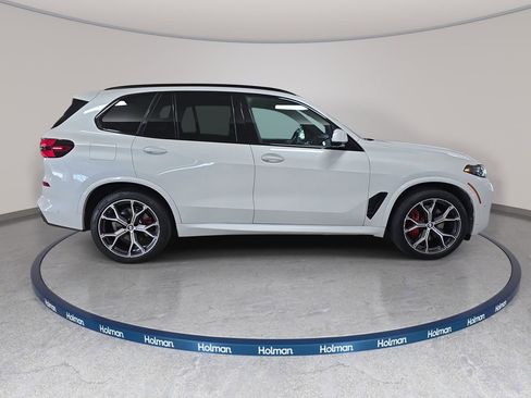 Certified 2024 BMW X5 xDrive40i w/ M Sport Package AWD/4WD image 6