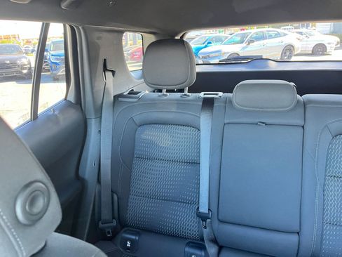 Used 2025 Chevrolet Equinox LT image 39