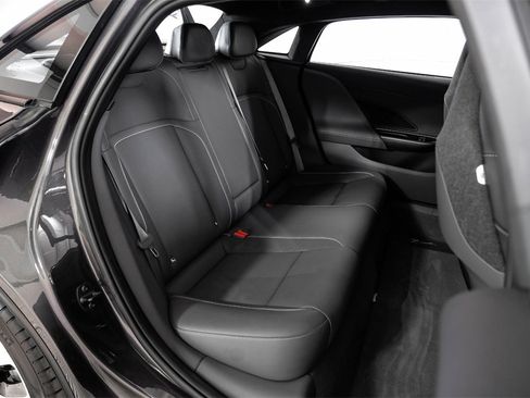 Used 2023 Lucid Air Touring image 40