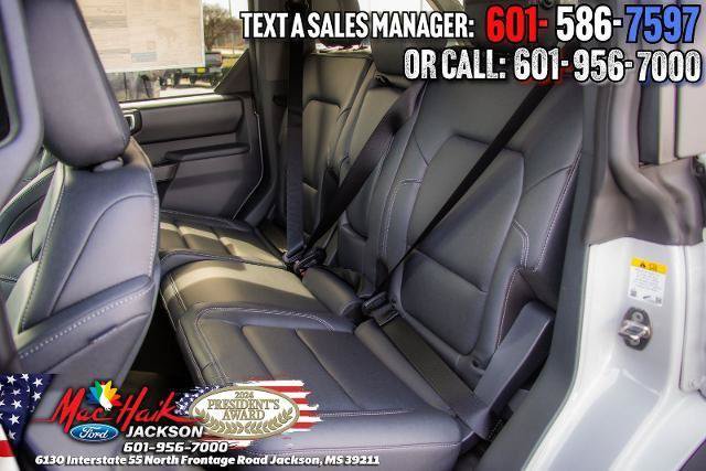 Used 2026 Ford Bronco Badlands AWD/4WD image 27