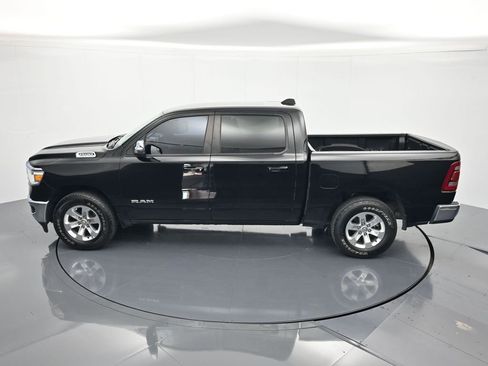Used 2024 RAM 1500 Laramie AWD/4WD image 36