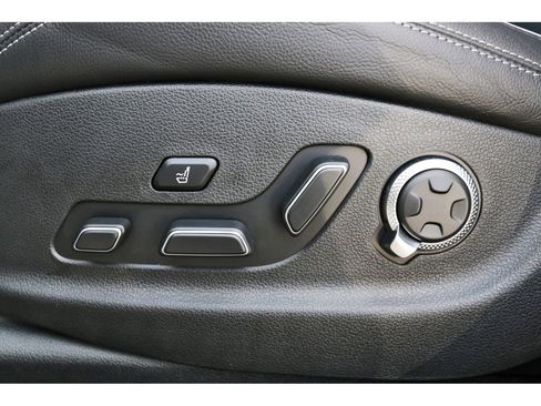 Used 2025 Genesis GV70 2.5T Sport Prestige w/ Sport Prestige Package image 29