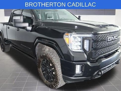 Used 2022 GMC Sierra 2500 Denali w/ Denali Black Diamond Edition AWD/4WD image 11