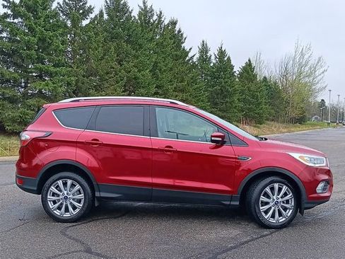 Used 2017 Ford Escape Titanium FWD image 21