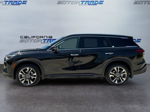 Used 2023 INFINITI QX60 Luxe w/ Cargo Package FWD image 8