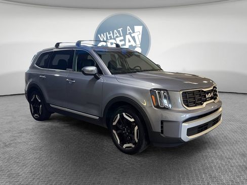 Certified 2024 Kia Telluride S w/ S Sunroof Package AWD/4WD image 1