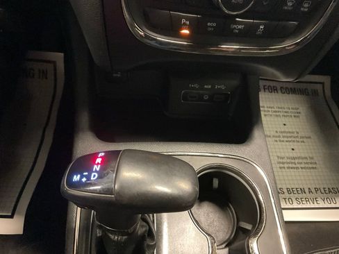 Used 2018 Dodge Durango R/T w/ Blacktop Package AWD/4WD image 23