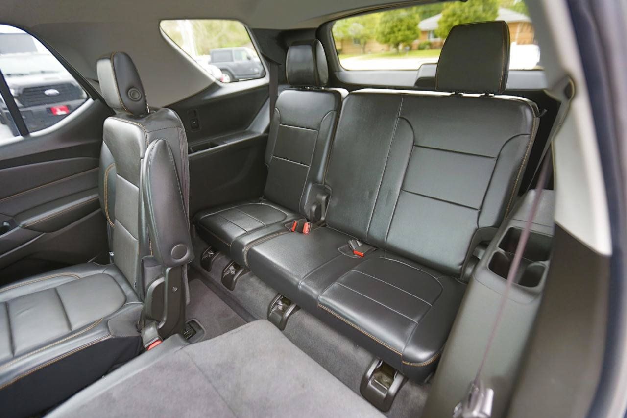 Used 2018 Chevrolet Traverse Premier w/ Driver Confidence II Package FWD image 13