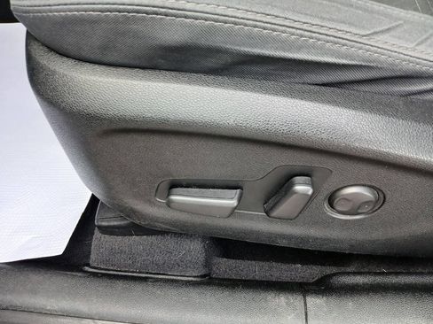 Used 2019 Kia Sorento LX w/ LX Convenience Package image 5