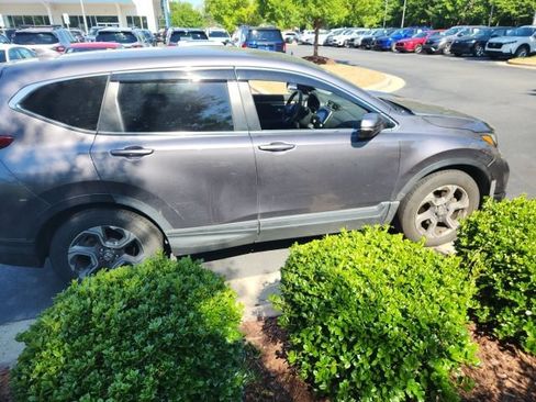 Used 2018 Honda CR-V EX image 17