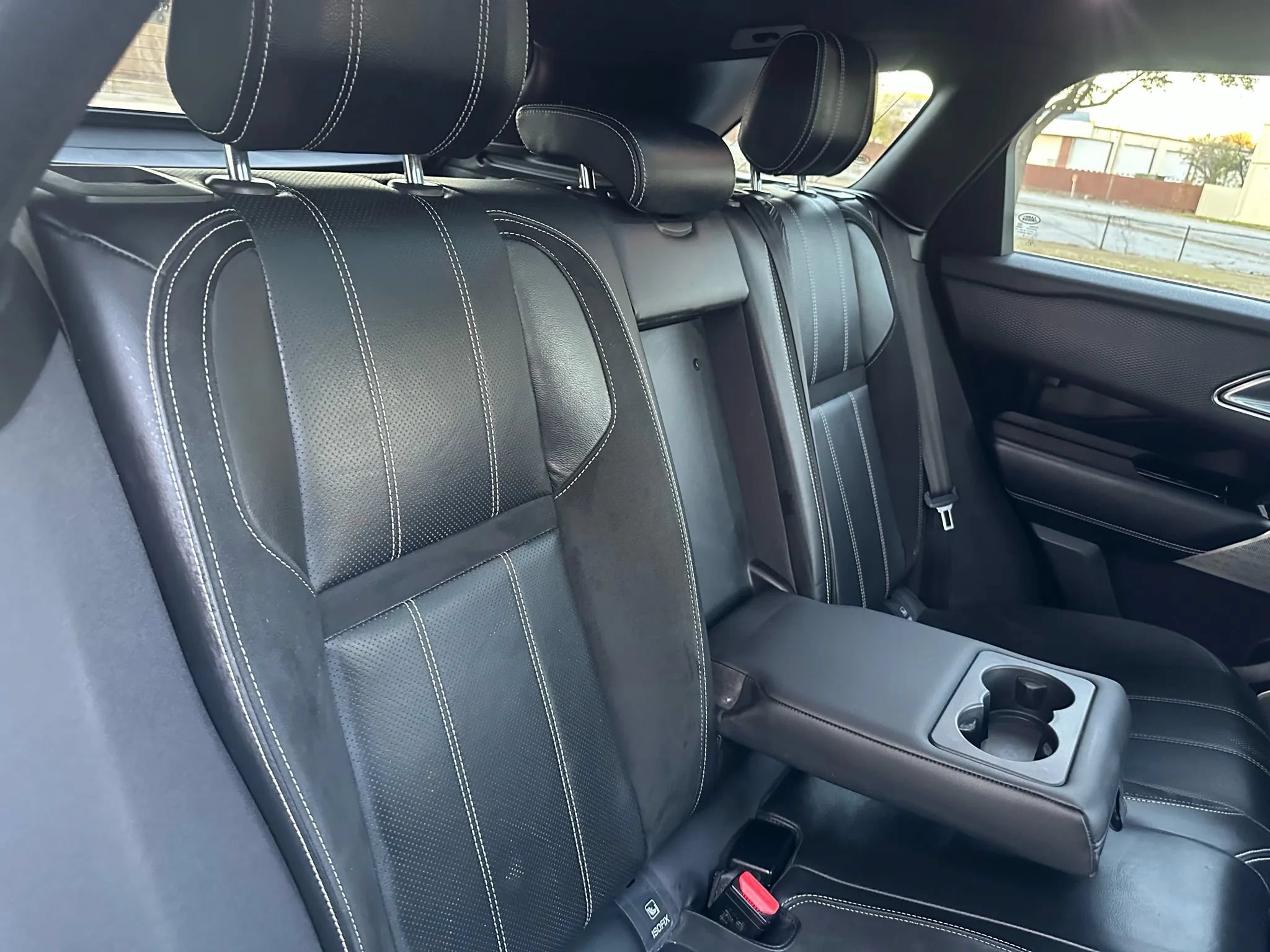 Used 2020 Land Rover Range Rover Velar R-Dynamic S AWD/4WD image 27
