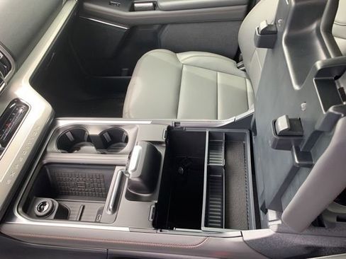 New 2025 Ford Expedition Active RWD image 36