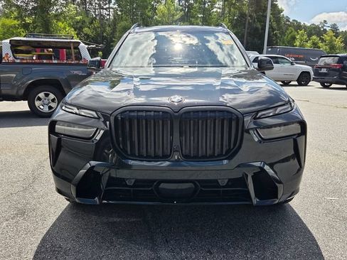Used 2023 BMW X7 xDrive40i w/ M Sport Package AWD/4WD image 2