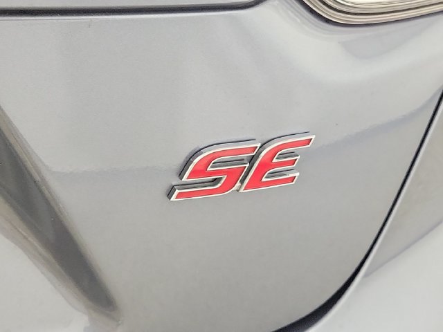 Used 2025 Toyota Corolla SE FWD image 9
