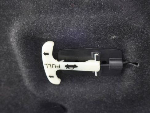 Used 2023 Nissan Sentra SV image 29