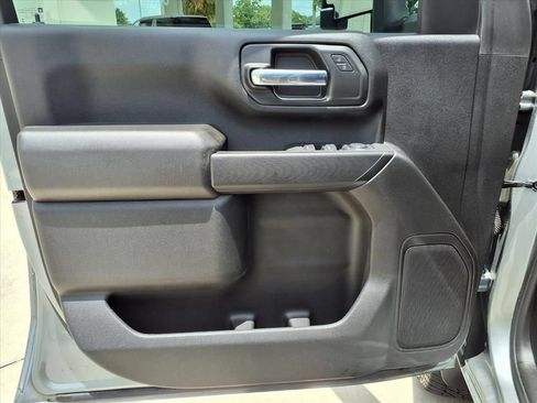 Used 2025 Chevrolet Silverado 2500 Custom w/ Custom Value Package AWD/4WD image 18