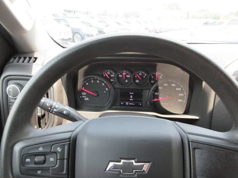Used 2025 Chevrolet Silverado 1500 Custom Trail Boss AWD/4WD image 26
