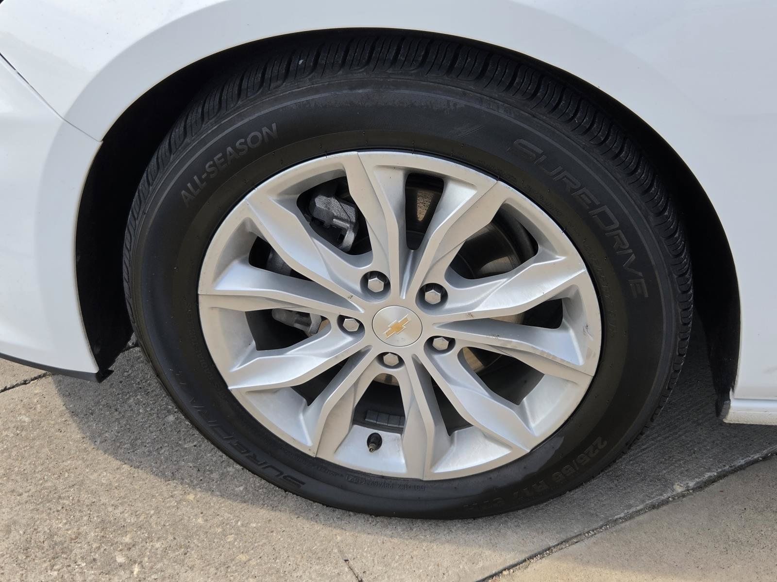 Used 2024 Chevrolet Malibu LT FWD image 10