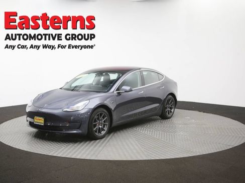 Used 2018 Tesla Model 3 Long Range RWD image 50