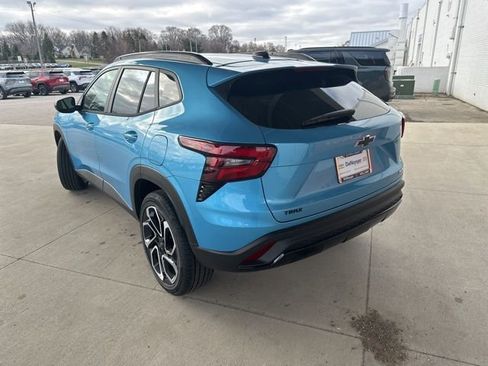 New 2026 Chevrolet Trax RS FWD image 7