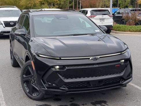 New 2026 Chevrolet Equinox EV RS image 3