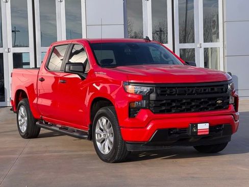 Used 2024 Chevrolet Silverado 1500 Custom image 25