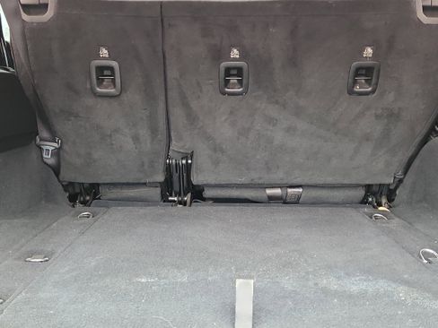 Used 2024 Jeep Wrangler Unlimited Rubicon w/ Convenience Group image 28