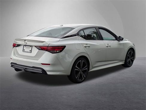 Used 2022 Nissan Sentra SR image 4