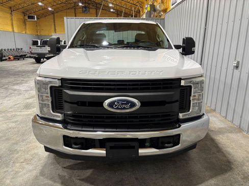 Used 2017 Ford F250 XL w/ Power Equipment Group RWD image 7