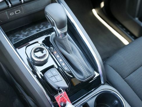 New 2025 GMC Canyon Elevation w/ Convenience Package image 14