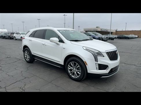 Certified 2023 Cadillac XT5 Premium Luxury image 2