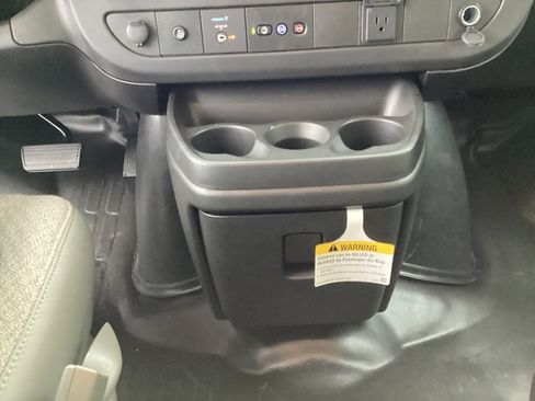 New 2025 Chevrolet Express 3500 w/ Power Convenience Package image 19