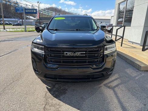 Used 2022 GMC Acadia SLT w/ Elevation Edition image 7