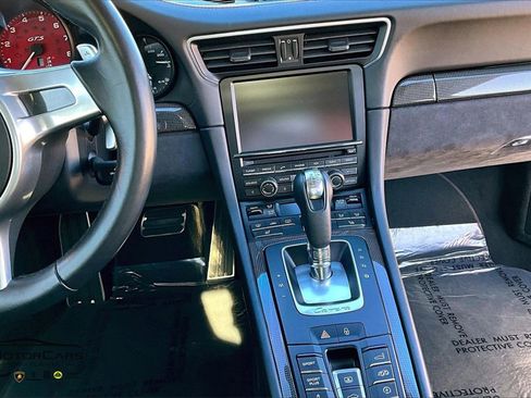 Used 2015 Porsche 911 Carrera 4 GTS image 8