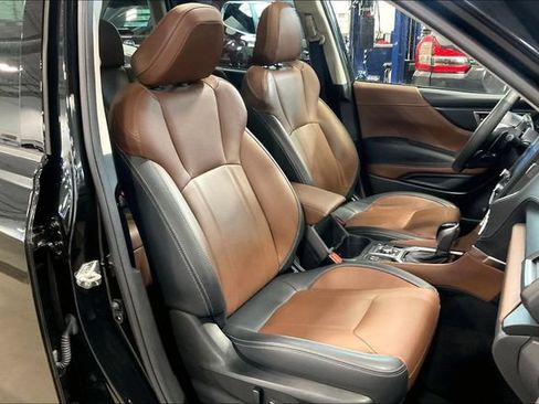 Used 2023 Subaru Forester Touring AWD/4WD image 7