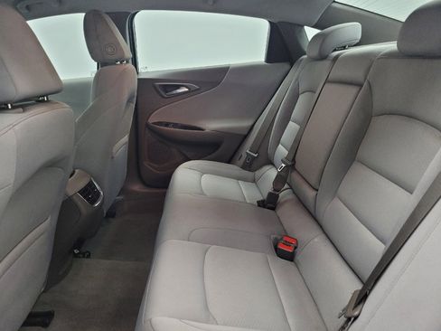 Used 2022 Chevrolet Malibu LT FWD image 18