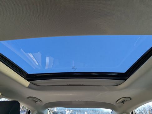 Used 2020 Ford Fusion SE image 19