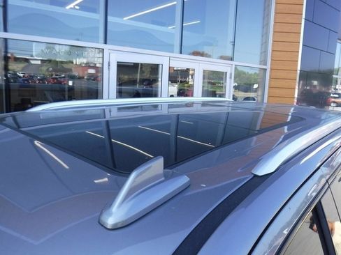 Used 2023 Chevrolet Tahoe Premier image 3