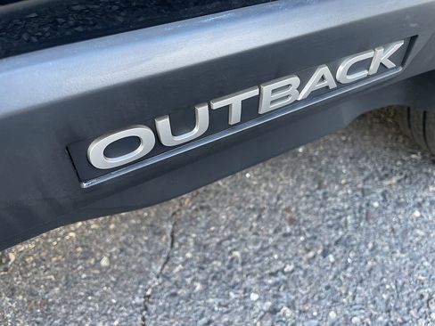 Used 2024 Subaru Outback Premium image 15