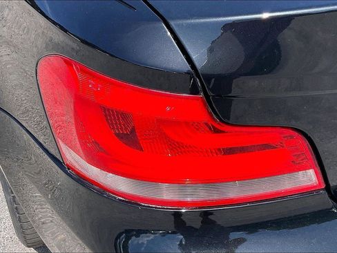 Used 2012 BMW 135i Convertible RWD image 18