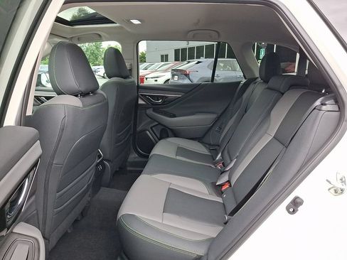 Used 2025 Subaru Outback Onyx Edition AWD/4WD image 10