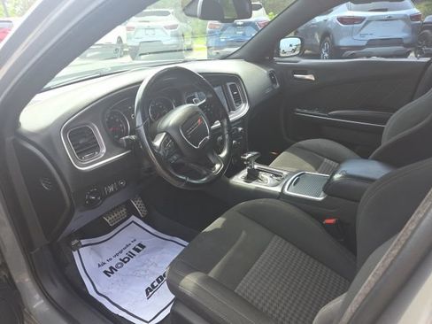 Used 2019 Dodge Charger GT w/ Navigation & Travel Group RWD image 17